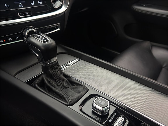 Volvo V60 23 of 27