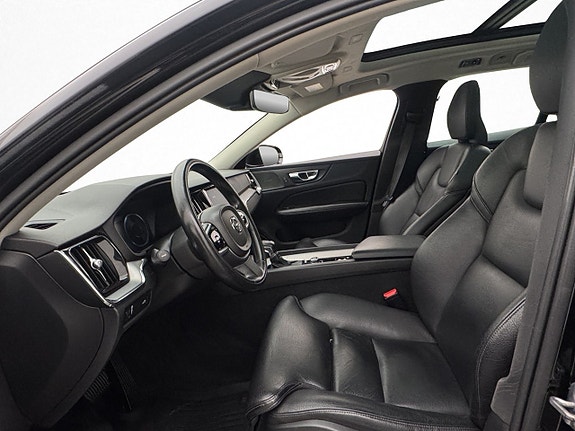 Volvo V60 8 of 27