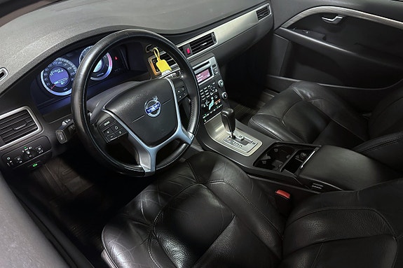 Volvo V70 14 of 17