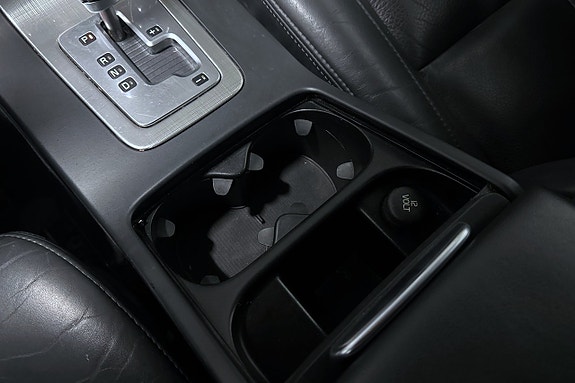 Volvo V70 12 of 17