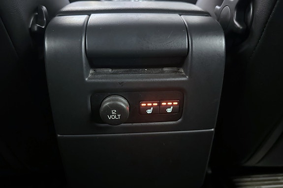 Volvo V70 16 of 17