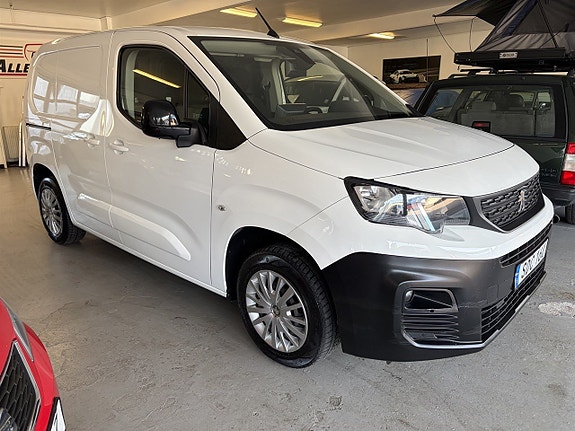 Peugeot Partner 2 of 10