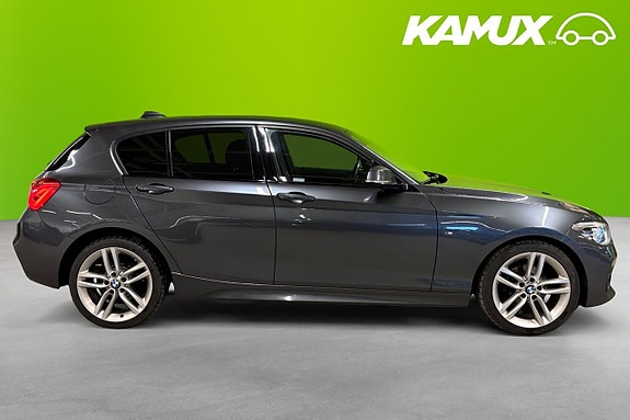 BMW 118d 2 of 5