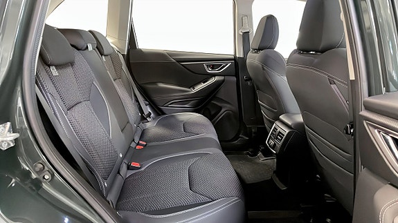 Subaru Forester 5 of 5