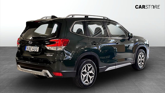 Subaru Forester 2 of 5