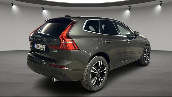 Volvo XC60 3 of 5