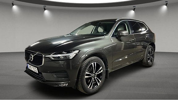 Volvo XC60 2 of 5