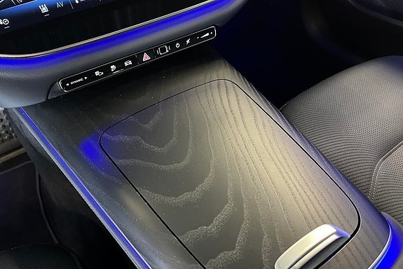 Mercedes-Benz E300 de 12 of 20
