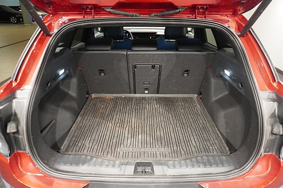 Ford Explorer 6 of 16