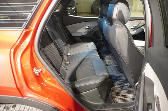 Ford Explorer 15 of 16