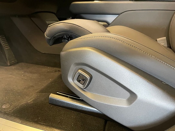 Polestar 3 11 of 16