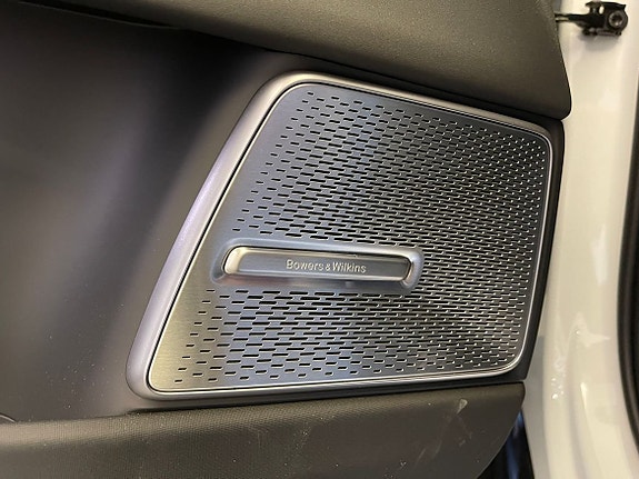 Polestar 3 12 of 16