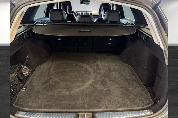 Mercedes-Benz C220 d 24 of 26