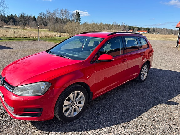 Volkswagen Golf VII 2 of 5
