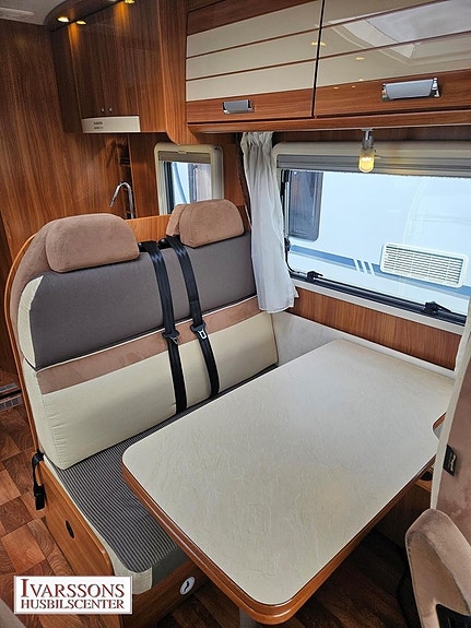 Dethleffs Advantage I 7151 / Queensbed / Alde / 4250kg / 148hk 8 of 22