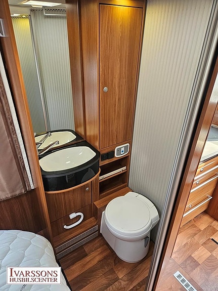 Dethleffs Advantage I 7151 / Queensbed / Alde / 4250kg / 148hk 16 of 22