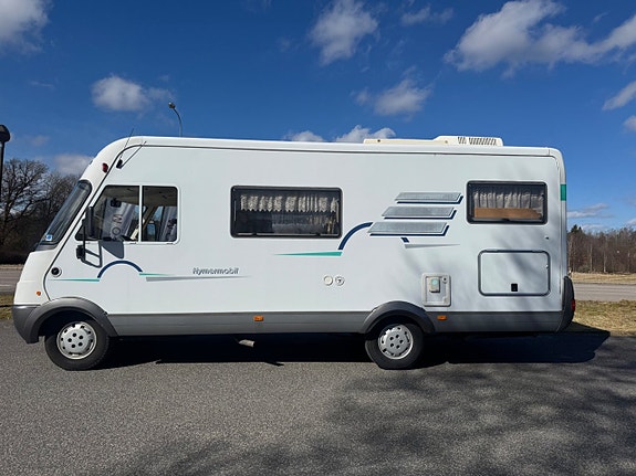 Hymer B644 Välvårdad 3 of 5