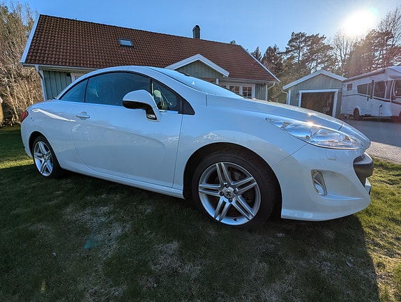 Peugeot 308 4 of 5