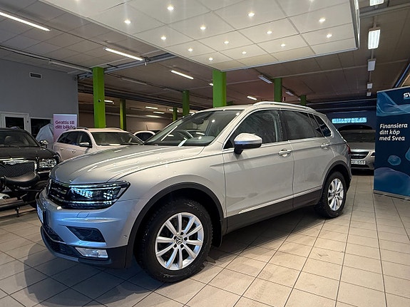Volkswagen Tiguan 3 of 16