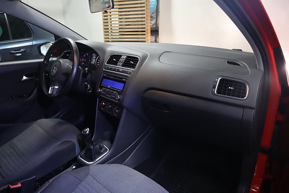Volkswagen Polo 13 of 23