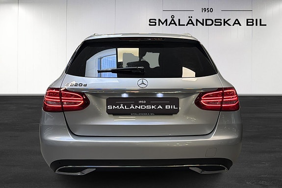 Mercedes-Benz C220 d 5 of 18