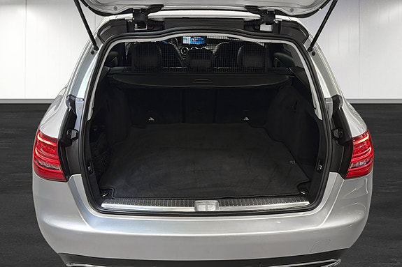 Mercedes-Benz C220 d 18 of 18