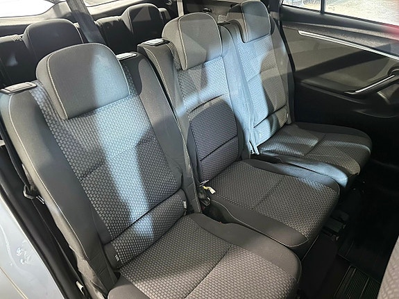 Toyota Verso 13 of 21