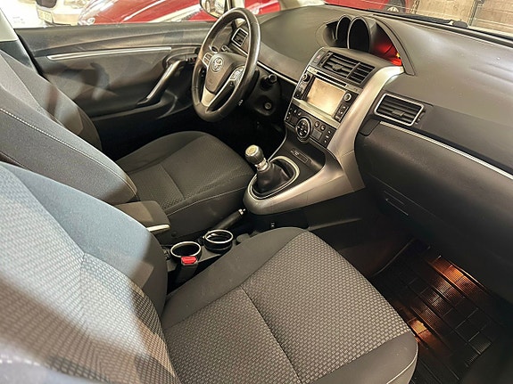 Toyota Verso 15 of 21
