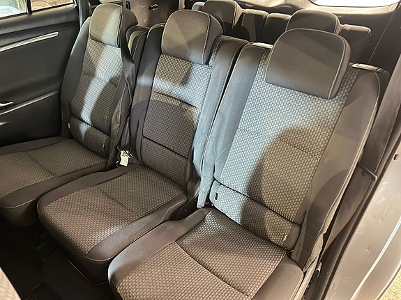 Toyota Verso 9 of 21