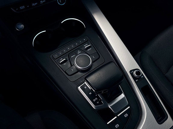 Audi A4 allroad 10 of 18