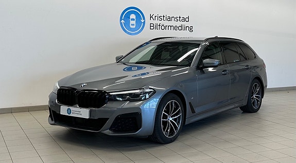 BMW 520d 2 of 5