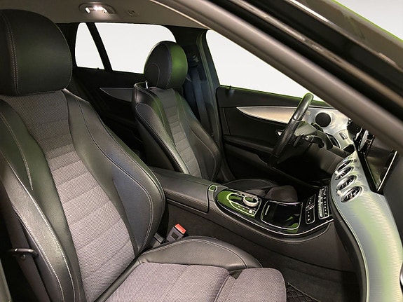 Mercedes-Benz E220 d 12 of 22