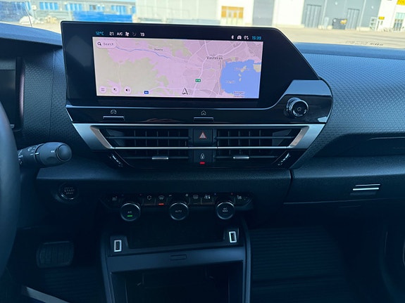 Citroen C4 10 of 16