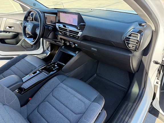 Citroen C4 14 of 16