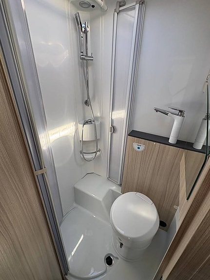 SUN LIVING C 65 SL. Solcell/Boxmakis/1080 mil.2023 11 of 12