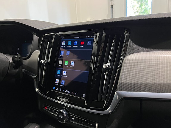 Volvo V90 22 of 27