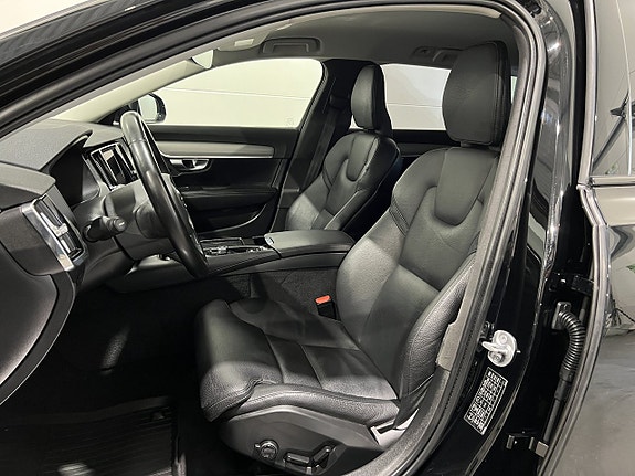 Volvo V90 7 of 27