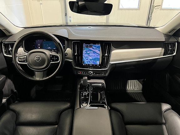 Volvo V90 15 of 27