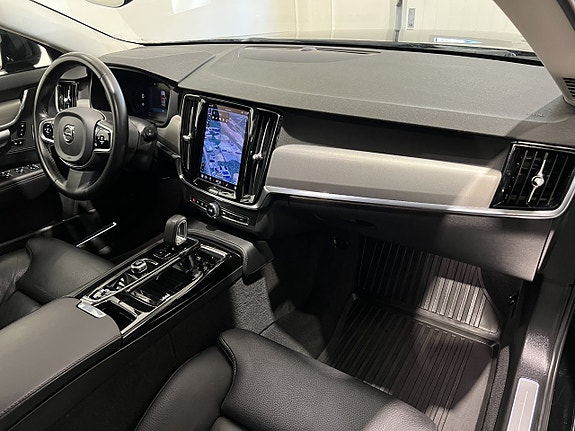 Volvo V90 14 of 27