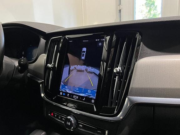 Volvo V90 20 of 27