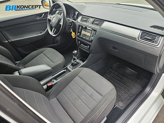 Skoda Rapid Spaceback 10 of 20