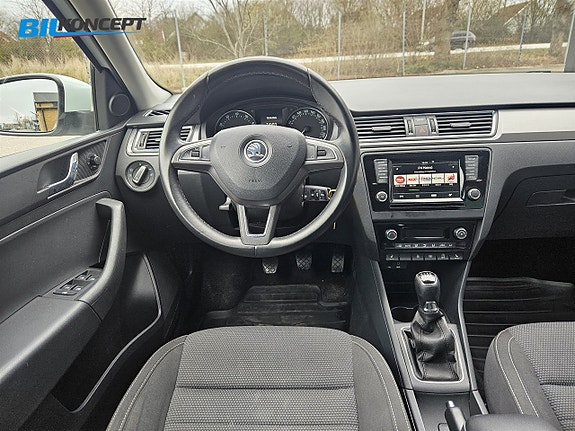 Skoda Rapid Spaceback 17 of 20