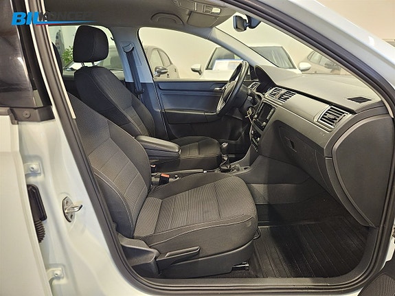 Skoda Rapid Spaceback 8 of 20