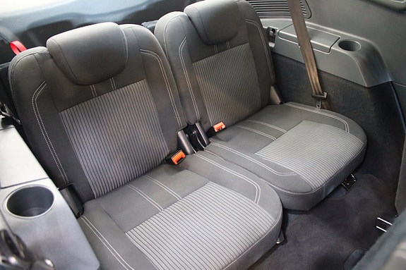 Ford Grand C-MAX 4 of 5