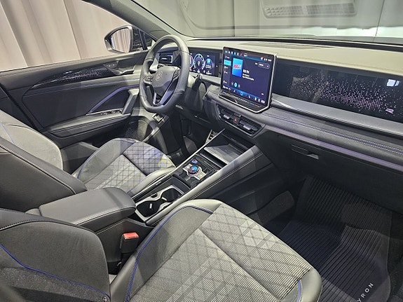 Volkswagen Tayron 10 of 19