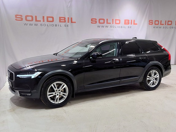 Volvo V90 Cross Country 3 of 5