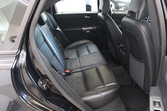 Volvo V50 9 of 12