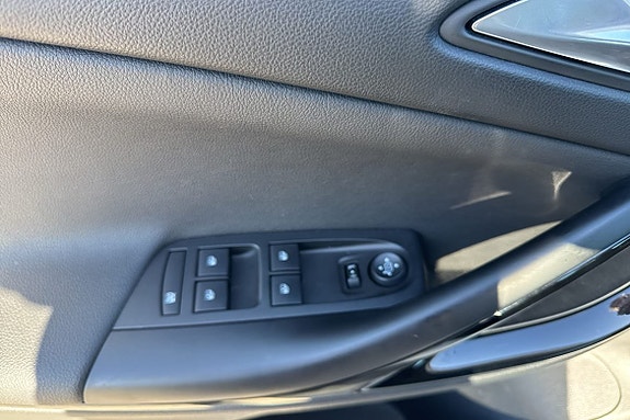 Opel Astra 14 of 24