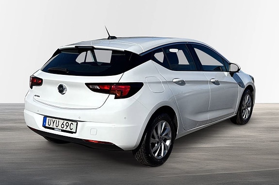Opel Astra 3 of 5