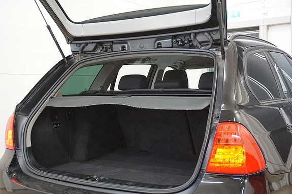 BMW 318d 9 of 22